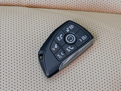 2027�� 2.0T ���������