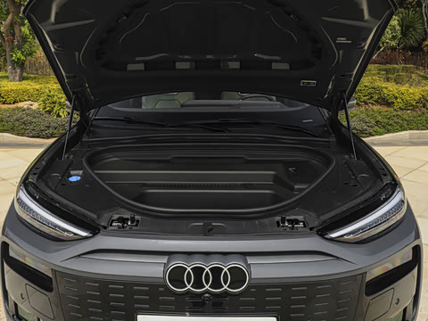 2026�� quattro Ǭ���Ǽݰ�