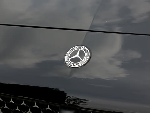 2026�� �Ŀ� C 260 L �˶���