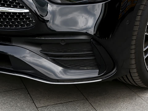 2026�� �Ŀ� C 260 L �˶���