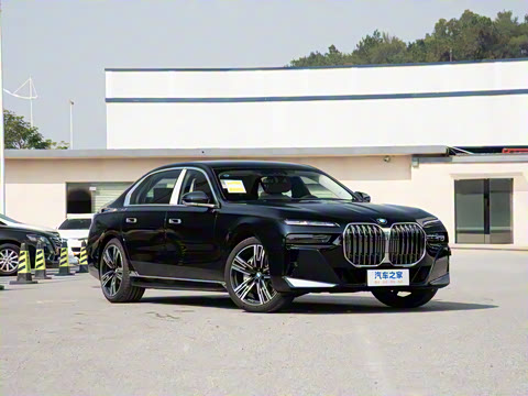 2026�� 740Li ������ M�˶���װ