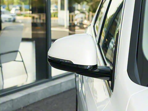 2025�� sDrive25Li X�����װ