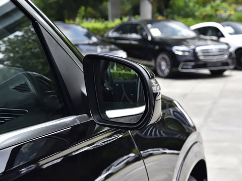 2026�� �Ŀ� GLE 450 4MATIC ������