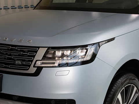 2026�� 3.0 L6 400PS AB�����