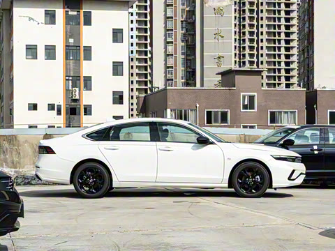 2025�� �˶�ϵ�� 260TURBO ���ʰ�