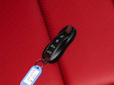 2023�� Cayman Style Edition 2.0T