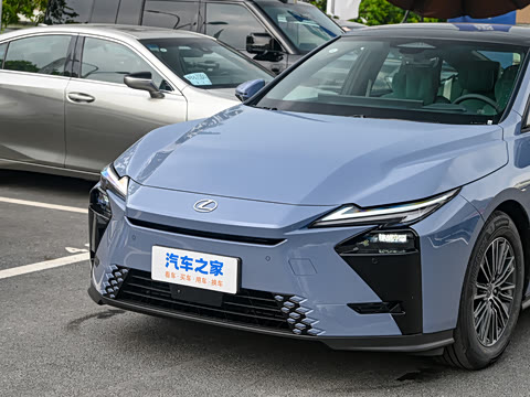 2026�� 300h
