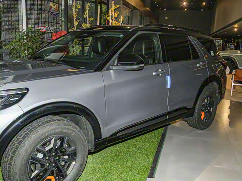 2025�� 2.3T EcoBoost ���ش�Խ�� 5��