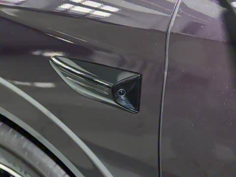 2026 DM-i 1.5T 218KM Խ