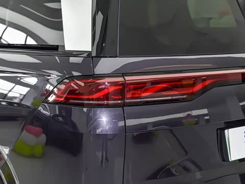 2026 DM-i 1.5T 218KM Խ