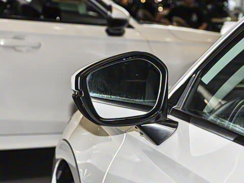 2025�� 240TURBO �ֶ����ٰ�