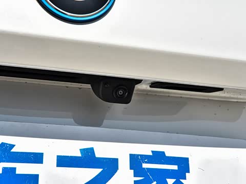 2026�� �Ŀ� eDrive 35L M�˶���װ