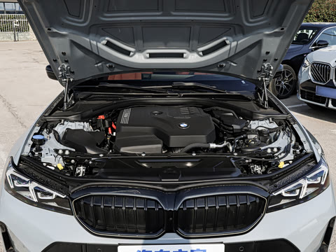 2026�� 330i M�˶���ҹ��װ