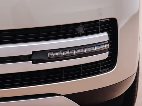 2026�� 3.0 L6 400PS AB�����