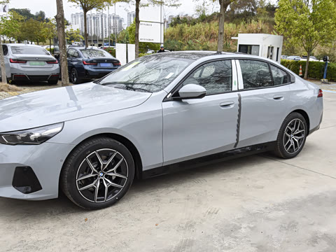 2024�� 530i ������ M�˶���װ