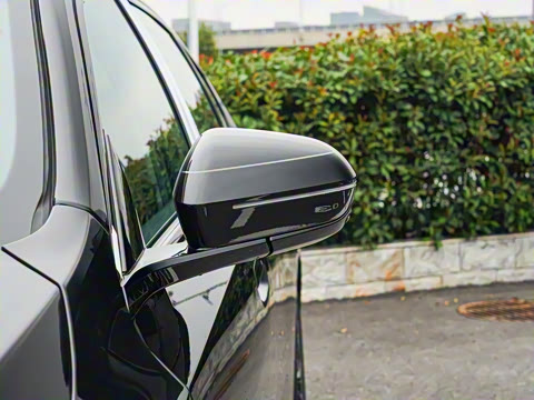 2026�� 530Li ������ M�˶���װ