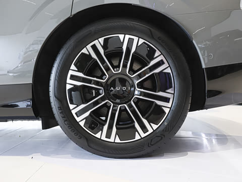 2026�� �ȷ�quattro��