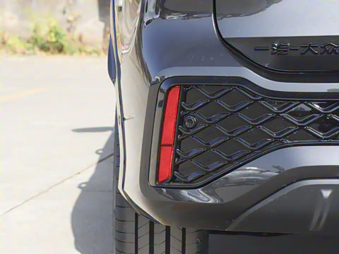 2026�� ̽��L 380TSI ��������