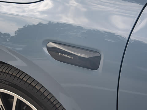 2025�� 550������