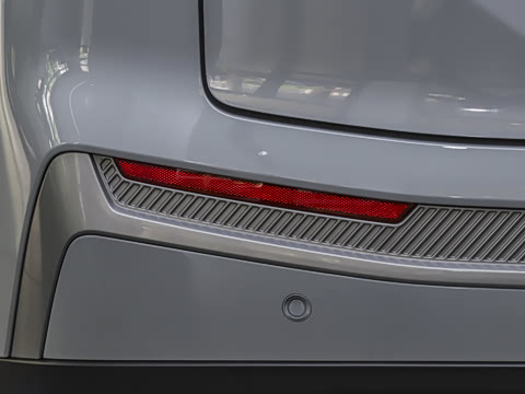 2025�� Plus 430 ������