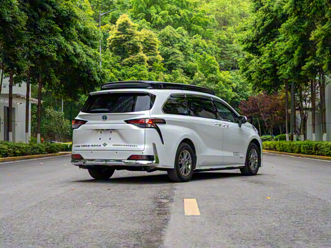 2026�� 2.5L ˫������������