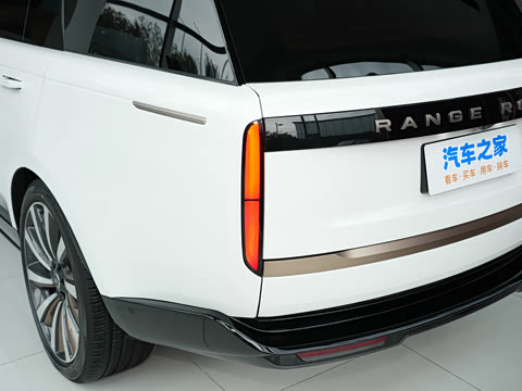 2024�� 4.4 V8 SV���ٴ����ӳ��� 4��