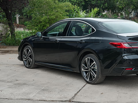 2026�� 2.0S �˶���