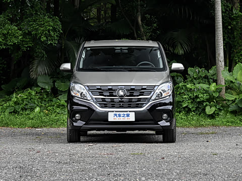 2027�� 2.0L ������ 7��