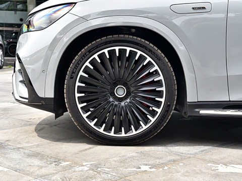 2024�� EQE 53 4MATIC+