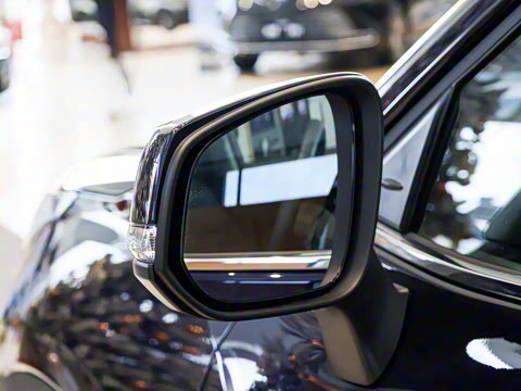 2026�� 2.5L���ܵ��˫������������ 7��