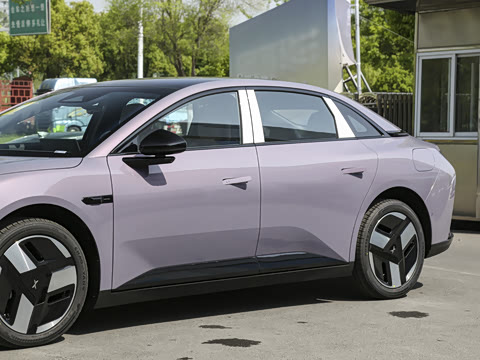 2026�� 640 �������� Plus