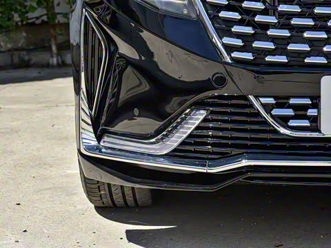 2025�� 2.0T ���ռ����