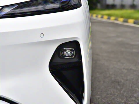 2026�� 550Max��ΪǬ��ADS SE��