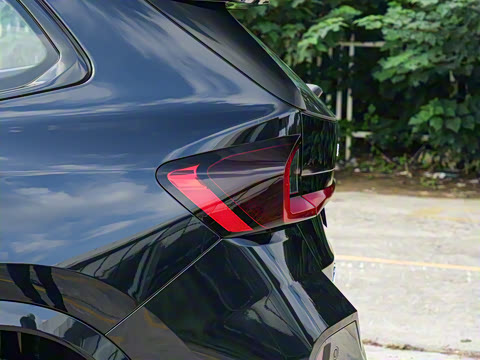 2025�� xDrive25Li M�˶���ҹ��װ