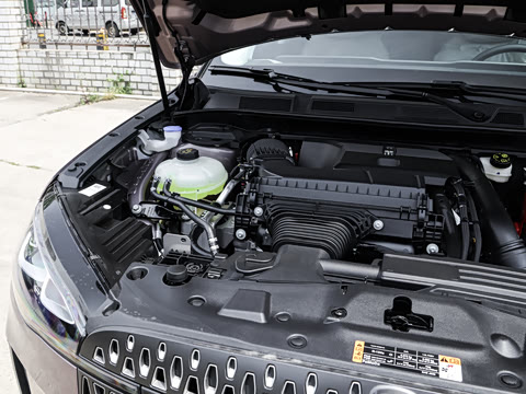 2026�� 2.0T ����������