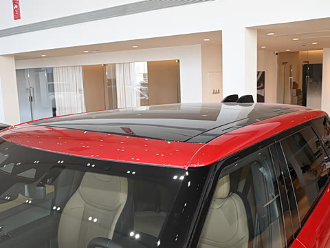 2025�� 400PS Dynamic SE