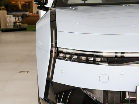 2025�� 702 ������ Ultra