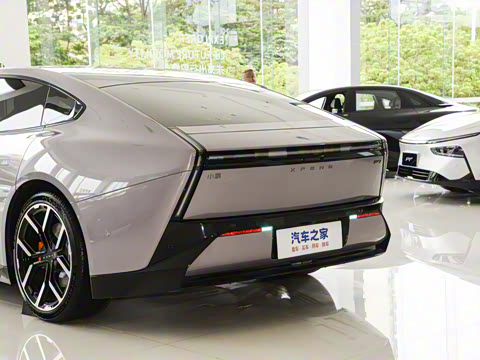 2025�� 702 ������ Ultra