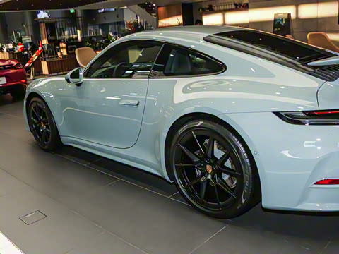 2026�� Carrera 3.0T