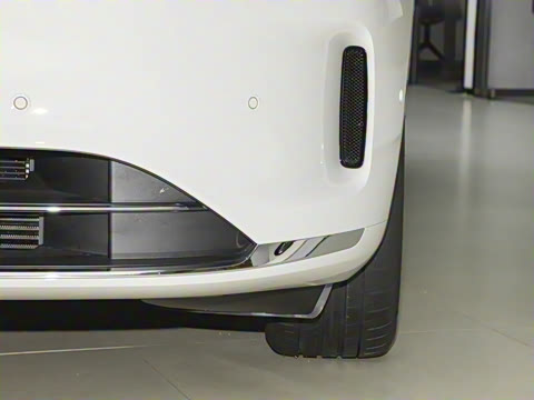 2025�� ����   Ultra ������