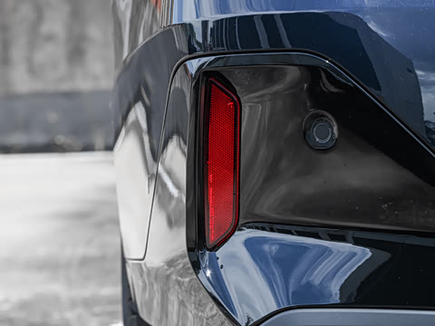 2026�� 525i M�˶���װ