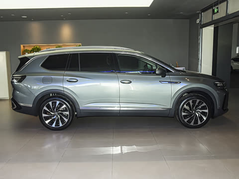 2026�� 450TSI �������� 7��