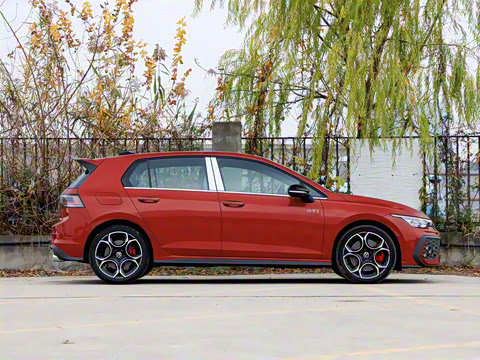 2026�� 380TSI DSG GTI