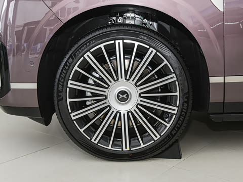 2026�� ���� 750����Ultra�콢��