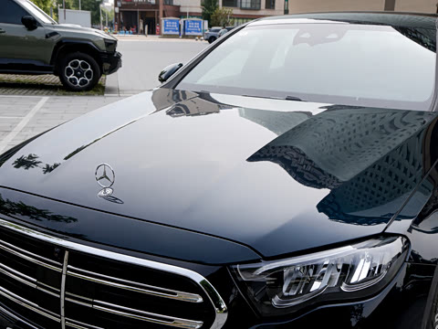 2026�� �Ŀ� E 260 L