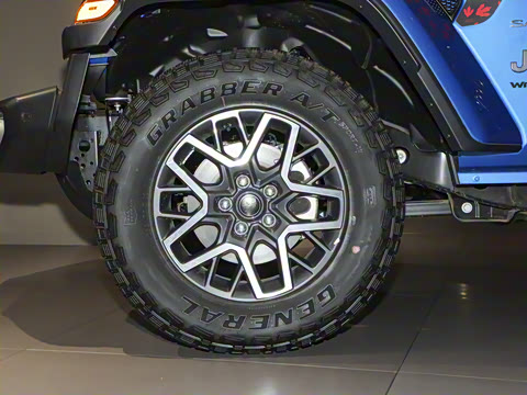 2025�� 2.0T ٪�޼�����̽����