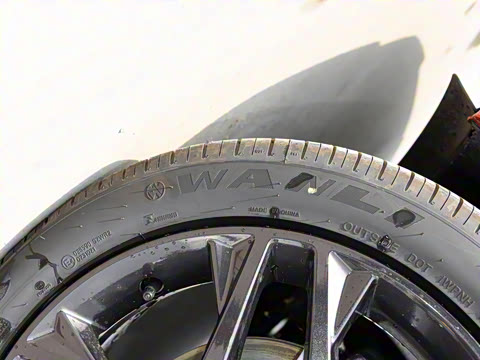 2021�� 230T �Զ�׷Ӱ��ʿ��