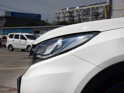 2016�� 1.8L �ֶ�������