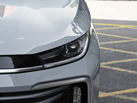 2021�� 400T �������