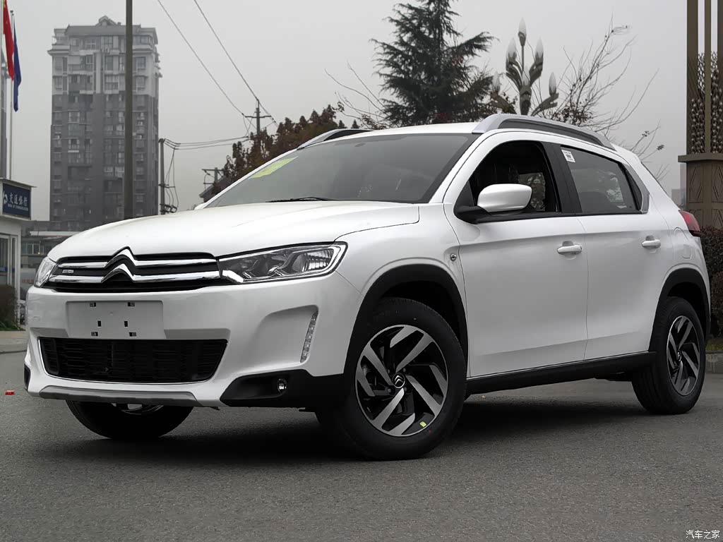 雪铁龙c3-xr 2018款 230thp 自动先锋型 4156285图片_雪铁龙_汽车图库